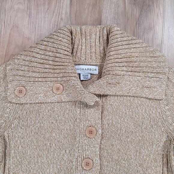 🔹️Sag Harbor Tan Buttoned Cowl Neck Sweater Medium - Picture 3 of 9